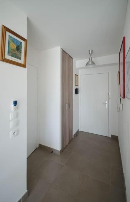 Chez Martin - Spacieux Appartement Climatise Proche De La Plage 라그랑모트 외부 사진